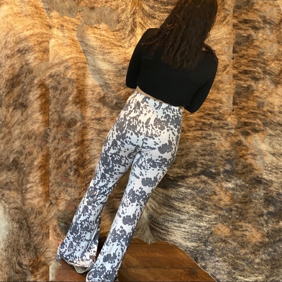 Cowhide Flare Pants - Picture 4 of 4